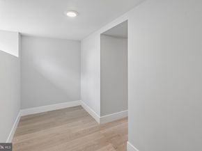 6506 N Park Avenue, Philadelphia PA 19126