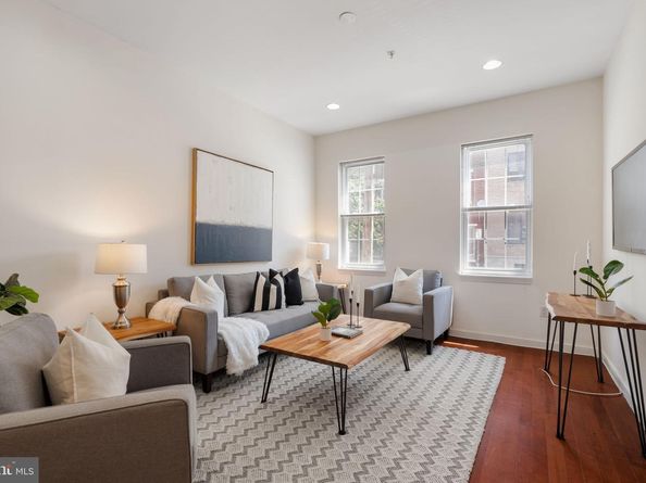 802 N 16TH Street, Philadelphia PA 19130