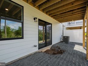 217 River Trail Circle, King Of Prussia PA 19406