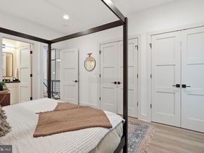 256 15TH Street SE 7, Washington DC 20003