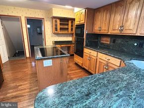690 Old School House Drive, Springfield PA 19064