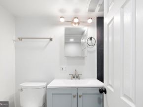 5615 Ridgewood Street, Philadelphia PA 19143