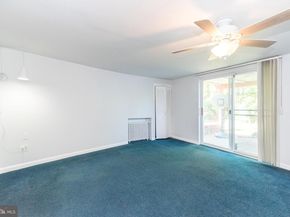 813 Green Valley Drive, Philadelphia PA 19128