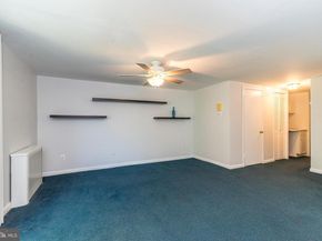 813 Green Valley Drive, Philadelphia PA 19128