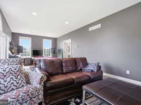2 Rossiter Circle, New Hope PA 18938
