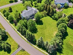 2 Rossiter Circle, New Hope PA 18938