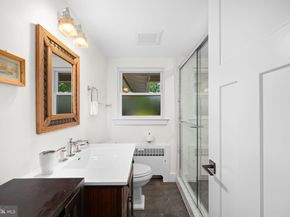 6022 26TH Street N, Arlington VA 22207