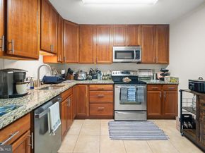 8360 Greensboro Drive 102, Mclean VA 22102