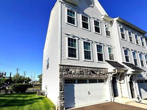 2313 Macis Circle, Warrington PA 18976
