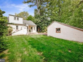 1029 Old Huntingdon Pike, Huntingdon Valley PA 19006