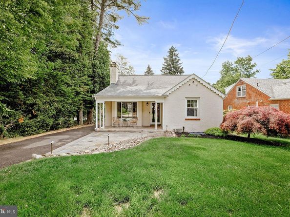 1029 Old Huntingdon Pike, Huntingdon Valley PA 19006