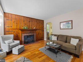 1029 Old Huntingdon Pike, Huntingdon Valley PA 19006