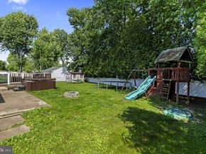 1011 Red Barn Road, Warminster PA 18974