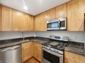 813 12TH Street NE, Washington DC 20002