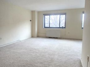 1200 S Arlington Ridge Road 403, Arlington VA 22202