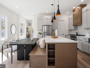 2001 N George Mason Drive, Arlington VA 22207
