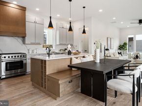 2001 N George Mason Drive, Arlington VA 22207