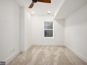 2001 N George Mason Drive, Arlington VA 22207