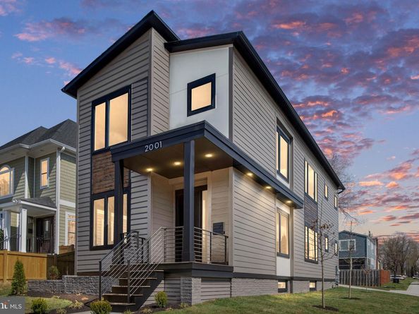 2001 N George Mason Drive, Arlington VA 22207