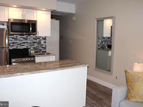 1324 Locust Street 1011, Philadelphia PA 19107