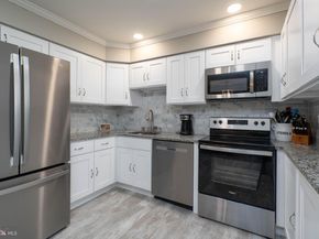 122 Garrison Court, Langhorne PA 19047