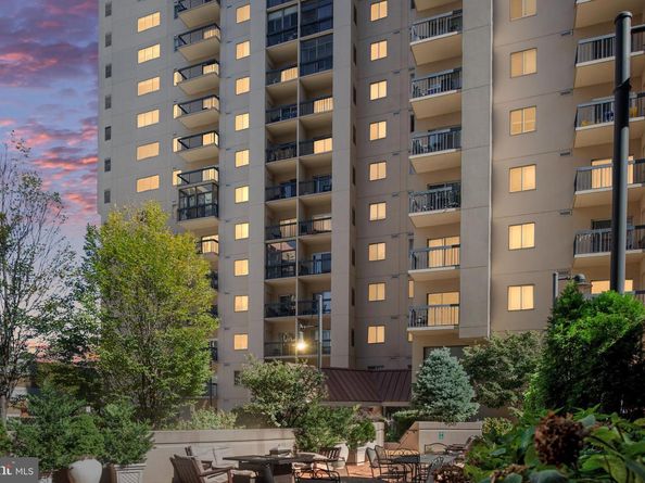 1211 S Eads Street S 711, Arlington VA 22202