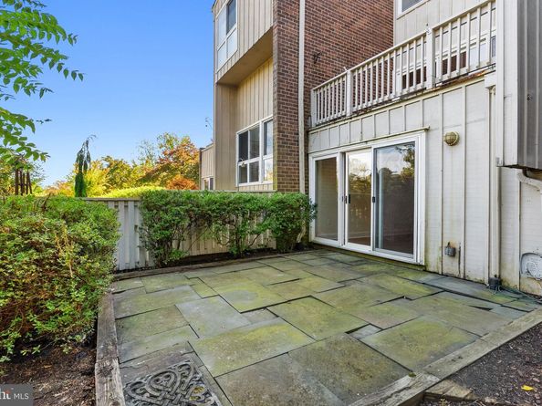 11430 Links Drive, Reston VA 20190