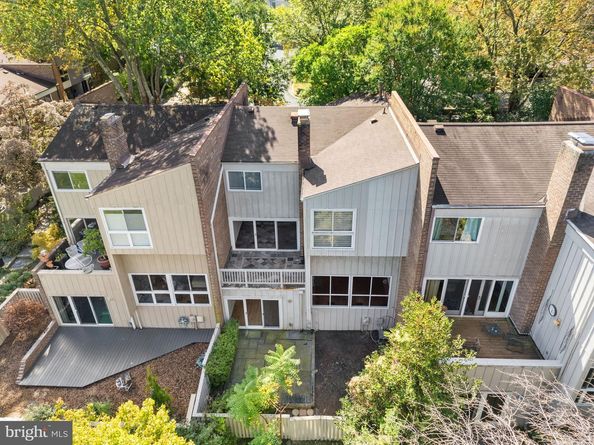 11430 Links Drive, Reston VA 20190