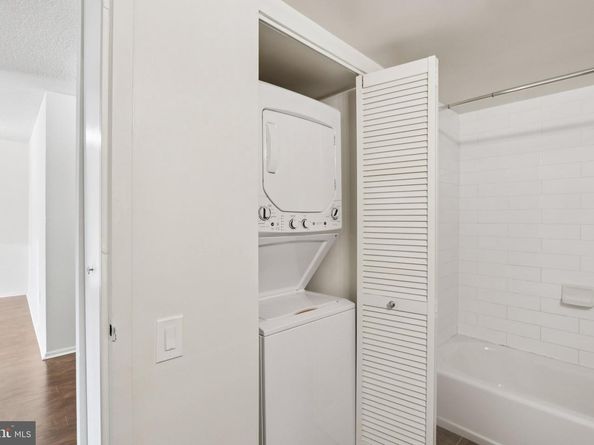 1420 Locust Street 7O, Philadelphia PA 19102