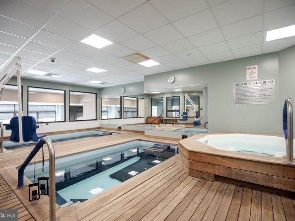 1420 Locust Street 7O, Philadelphia PA 19102