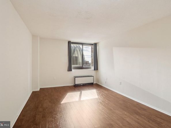 1420 Locust Street 7O, Philadelphia PA 19102