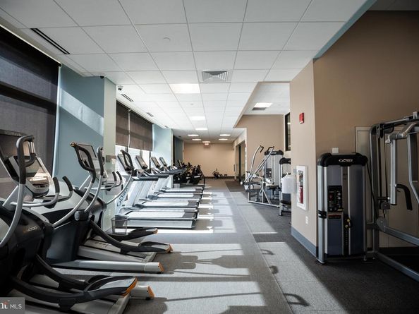 1420 Locust Street 7O, Philadelphia PA 19102