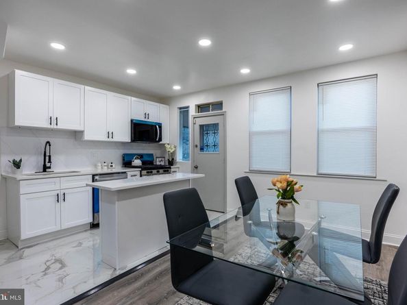 2636 S 72nd Street, Philadelphia PA 19153