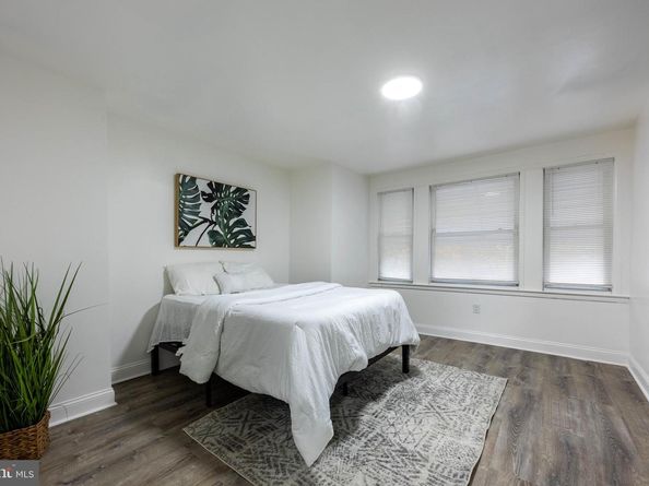 2636 S 72nd Street, Philadelphia PA 19153