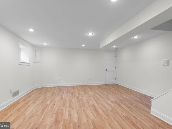 59 E Taylor Run Parkway, Alexandria VA 22314