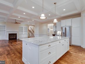 801 Meadow Lane SW, Vienna VA 22180