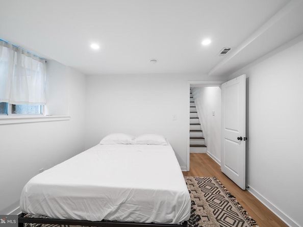 609 N 17TH Street 1, Philadelphia PA 19130