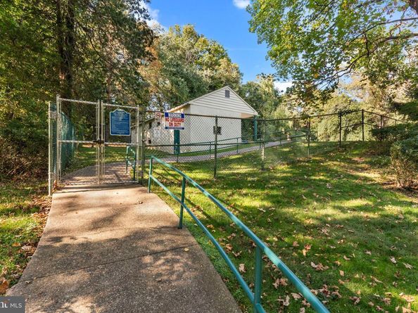 7900 Old York Road 414A, Elkins Park PA 19027