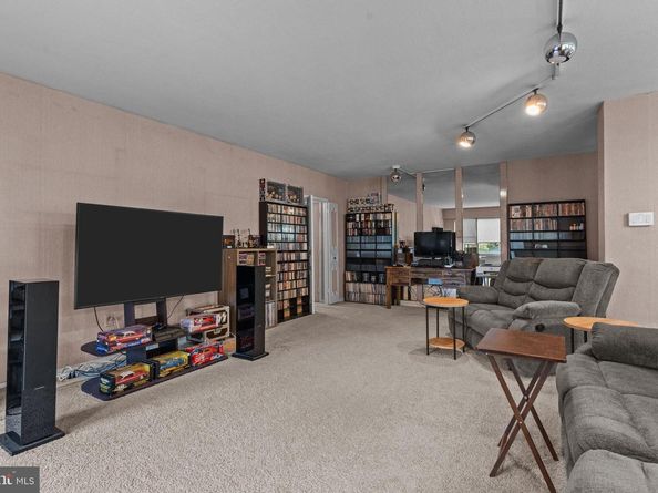 7900 Old York Road 414A, Elkins Park PA 19027