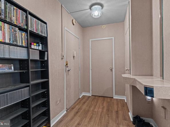 7900 Old York Road 414A, Elkins Park PA 19027