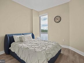 88 V Street SW 807, Washington DC 20024