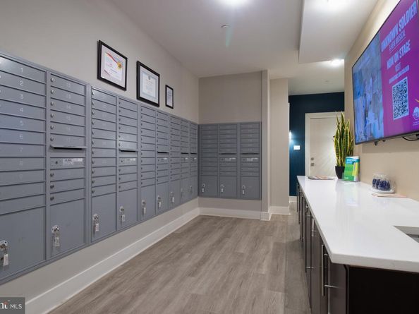 88 V Street SW 807, Washington DC 20024