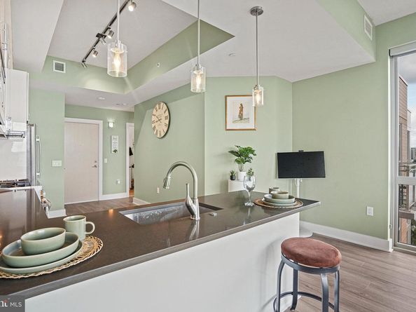 88 V Street SW 807, Washington DC 20024