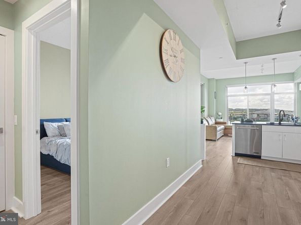 88 V Street SW 807, Washington DC 20024