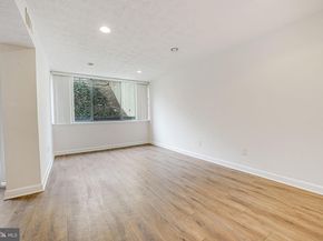 483 N Armistead Street T3, Alexandria VA 22312