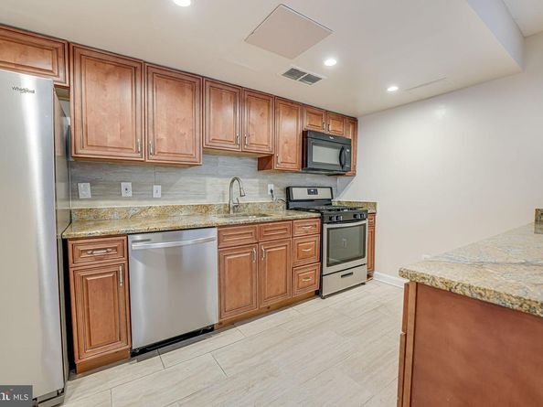 483 N Armistead Street T3, Alexandria VA 22312