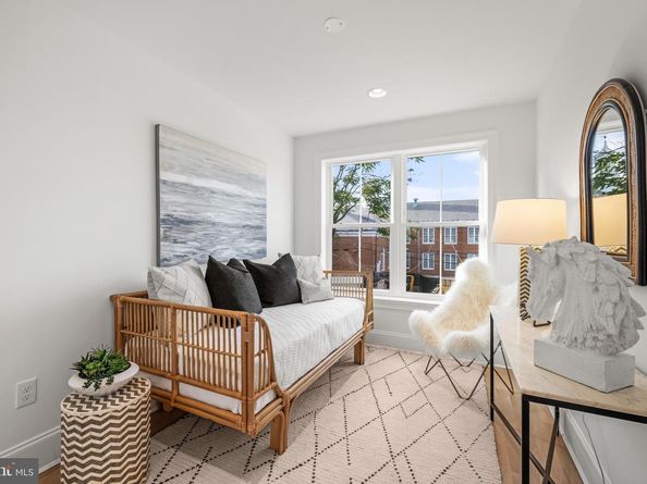 626 I Street NE, Washington DC 20002