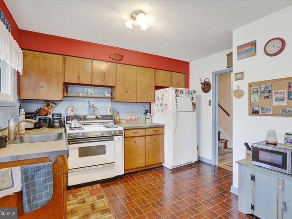 404 Alden Avenue, Morrisville PA 19067