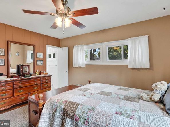 404 Alden Avenue, Morrisville PA 19067