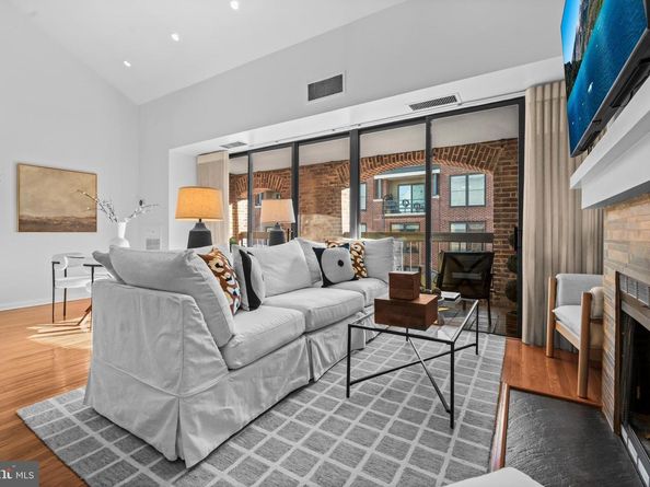 3225 Grace Street NW 219, Washington DC 20007